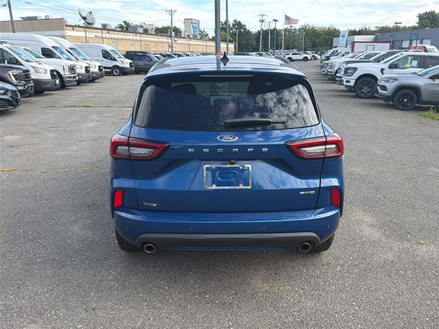 Certified 2023 Ford Escape ST-Line w/ Tech Pack #1 AWD/4WD image 6