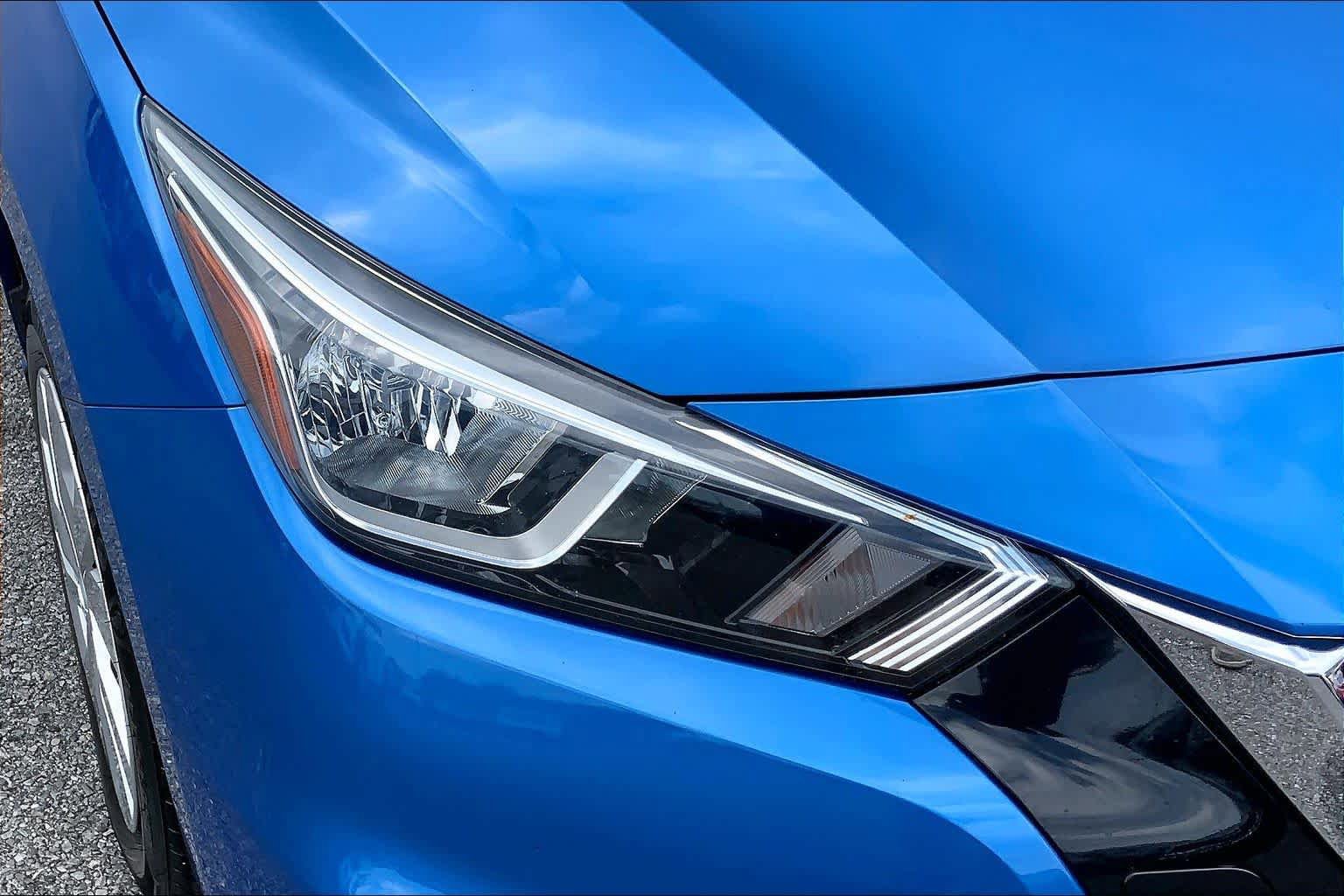 Used 2020 Nissan Versa S FWD image 26