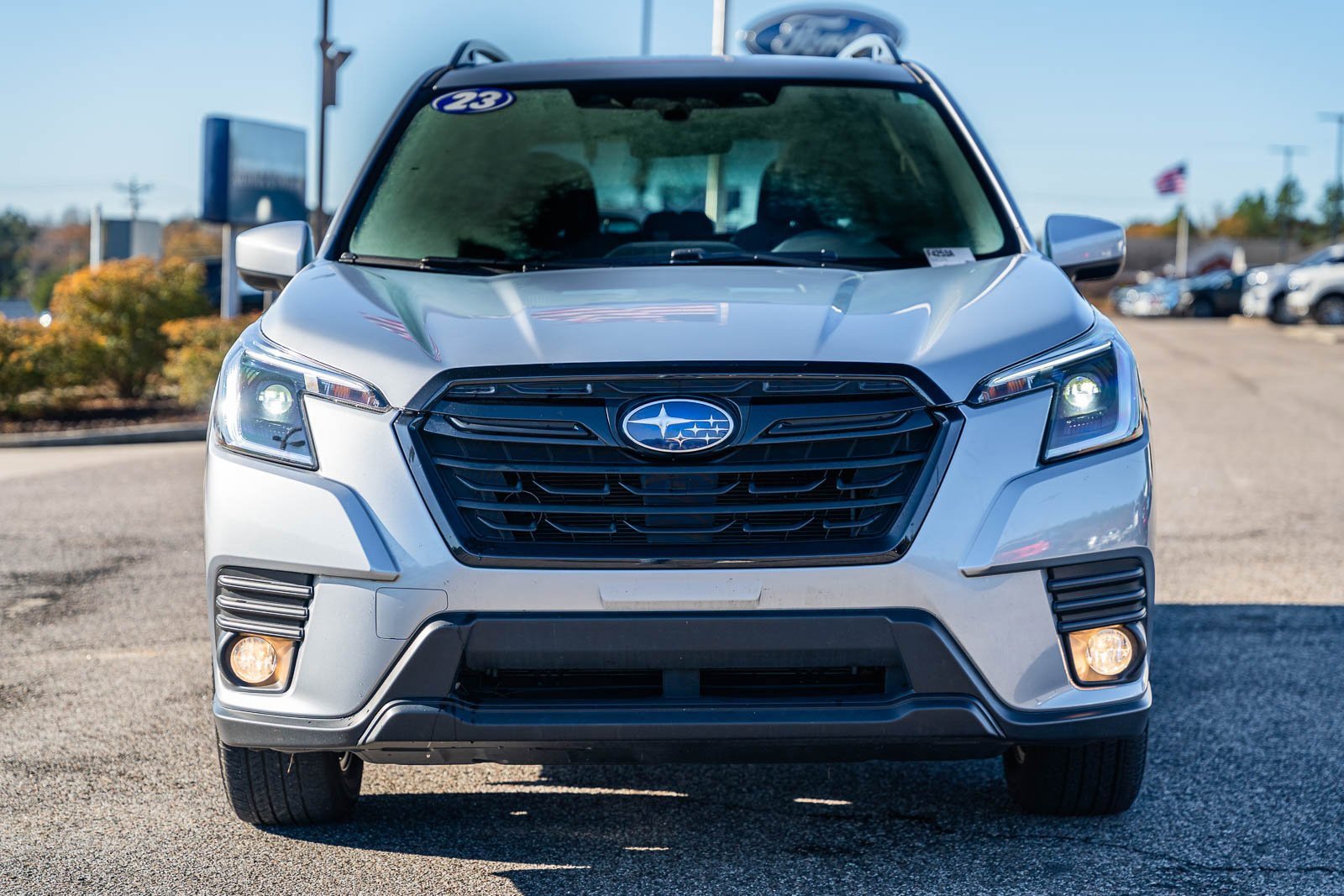 Used 2023 Subaru Forester Premium image 2