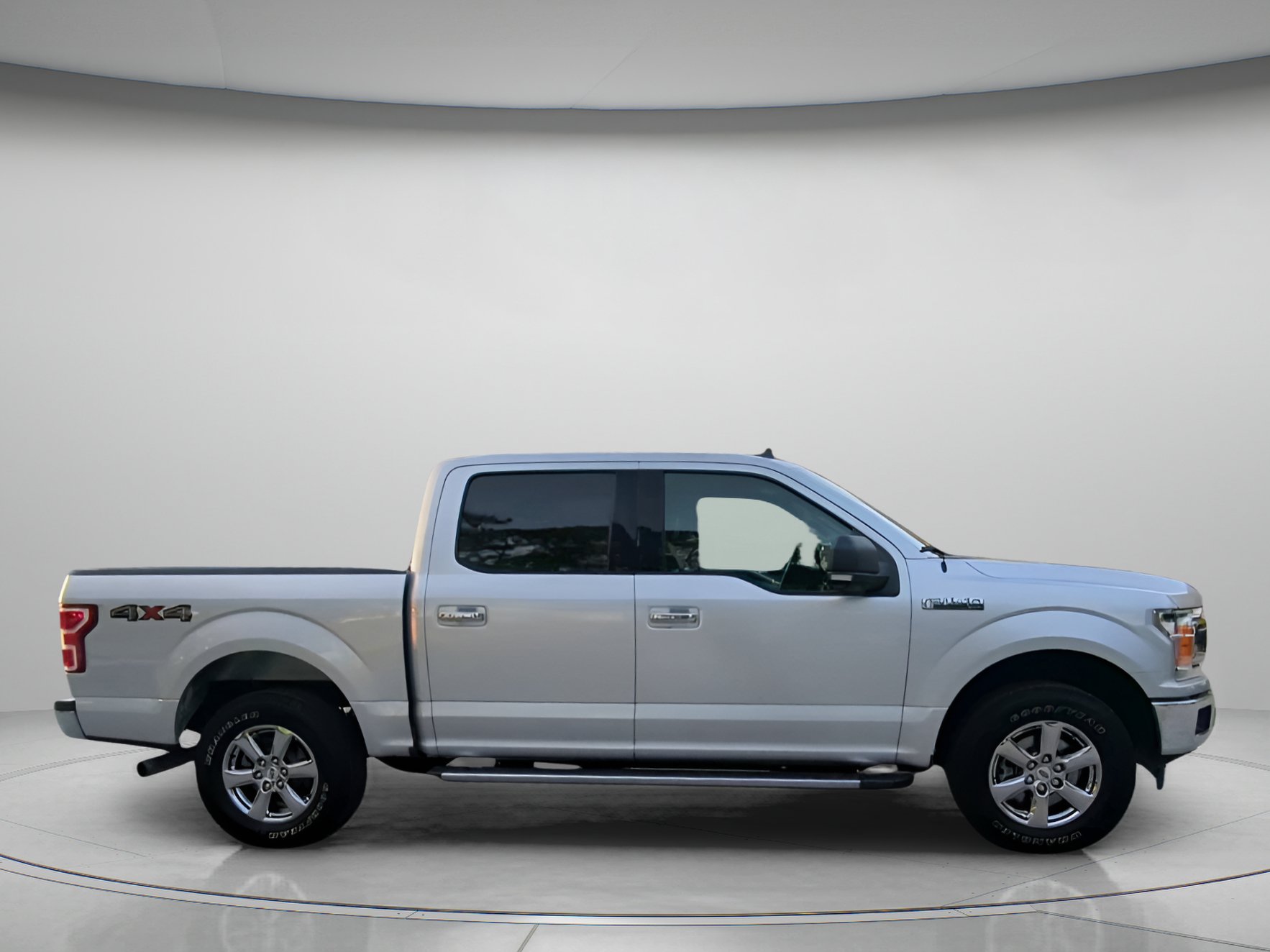 Certified 2019 Ford F150 XLT w/ Equipment Group 302A Luxury AWD/4WD image 33