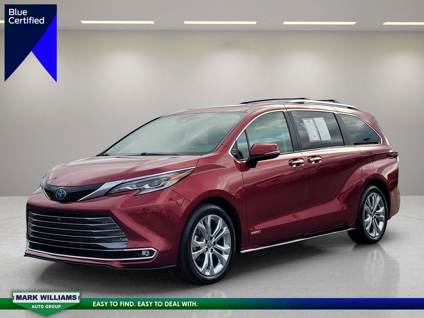 Used 2021 Toyota Sienna Platinum image 1