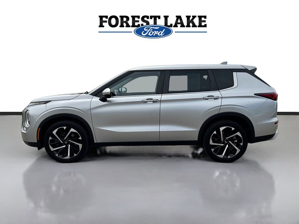 Used 2022 Mitsubishi Outlander SE AWD/4WD image 4