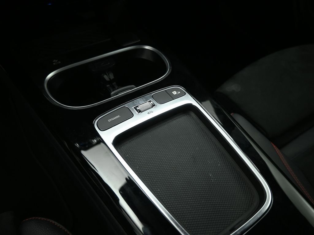 Used 2024 Mercedes-Benz CLA 250 image 44