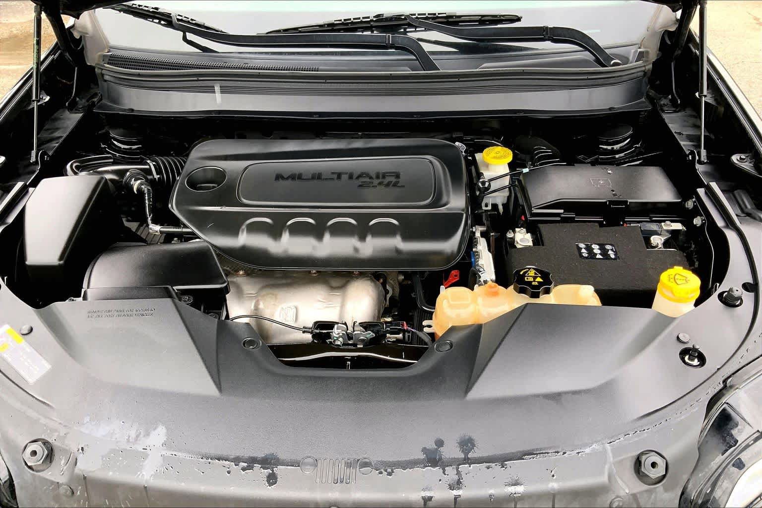 Used 2020 Jeep Cherokee Latitude Plus FWD image 27