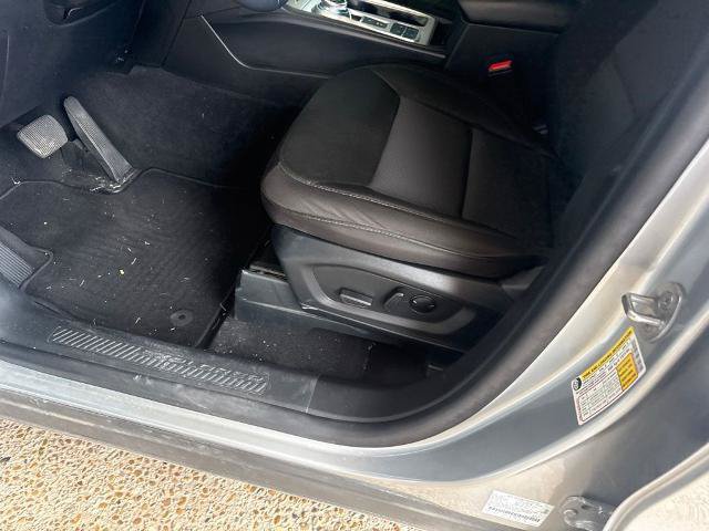 Certified 2023 Ford Explorer XLT RWD image 7