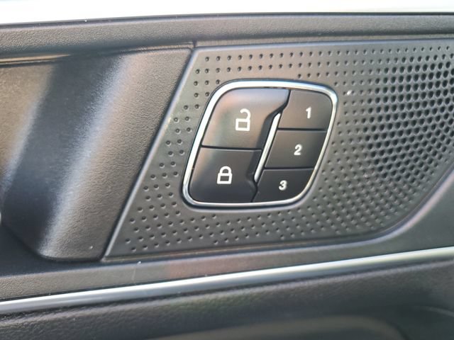 Certified 2024 Ford Edge Titanium AWD/4WD image 25