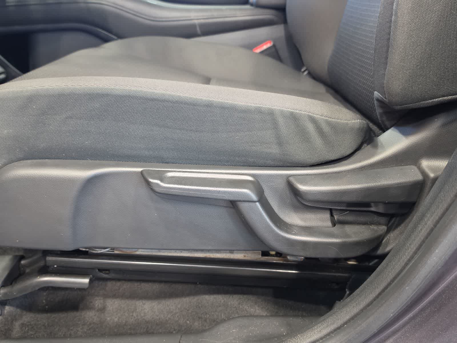 Used 2022 Honda HR-V LX image 15