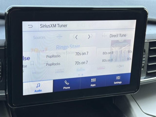 Certified 2021 Ford Explorer XLT w/ Equipment Group 202A AWD/4WD image 31