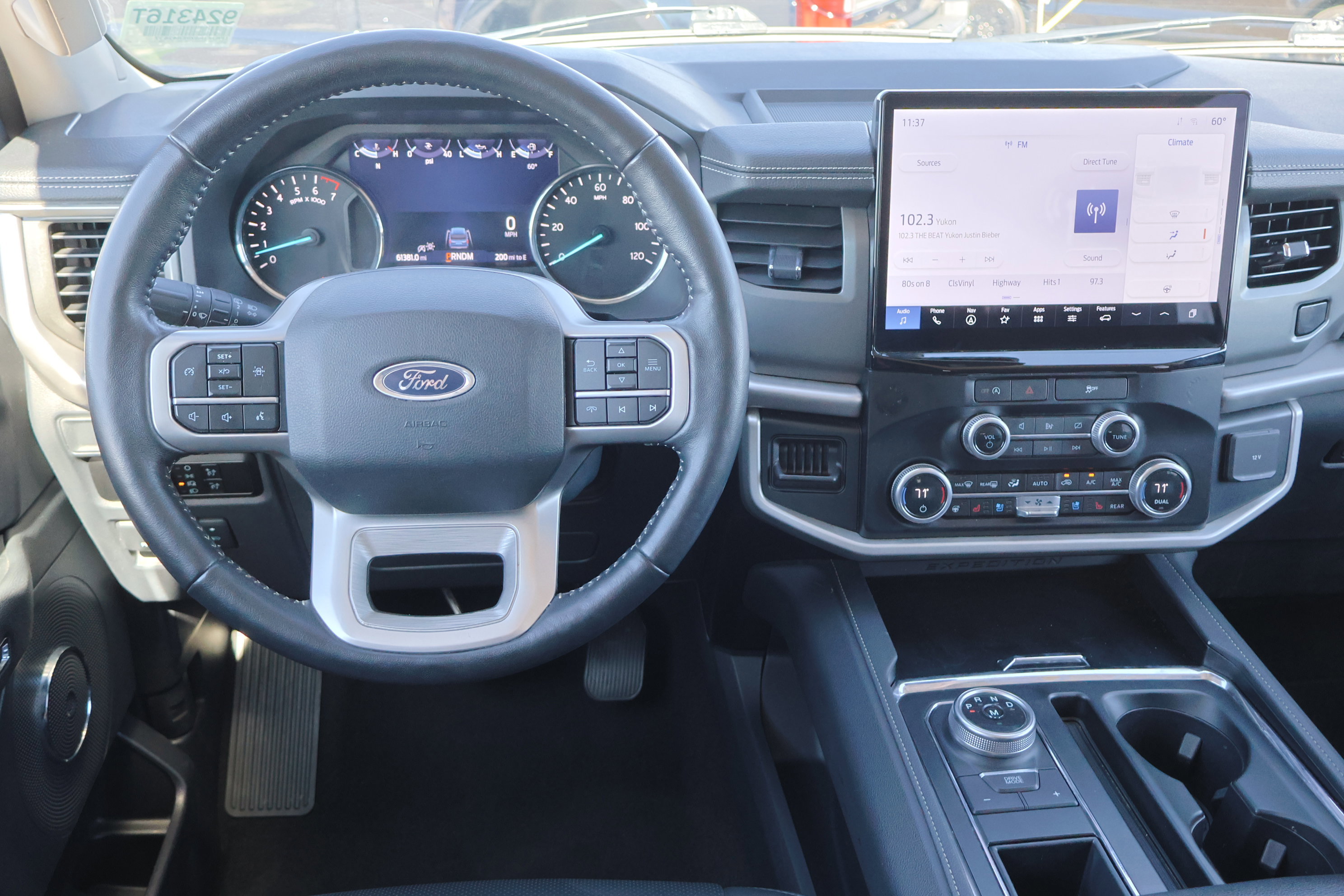 Certified 2024 Ford Expedition Max XLT image 27