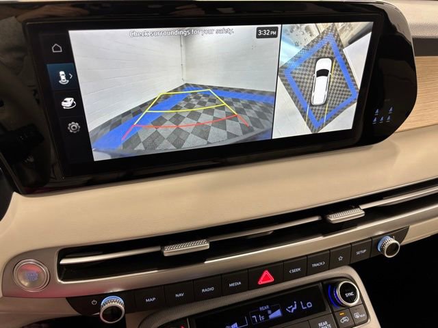 Used 2023 Hyundai Palisade Limited w/ Cargo Package FWD image 4