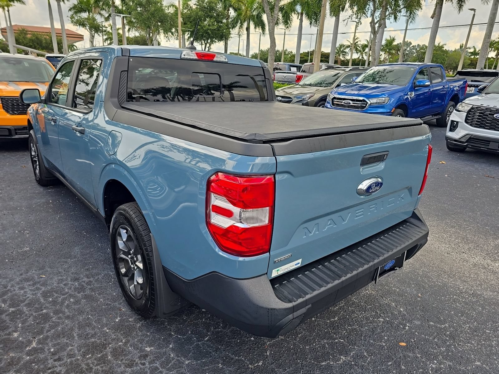 Certified 2022 Ford Maverick XLT FWD image 3