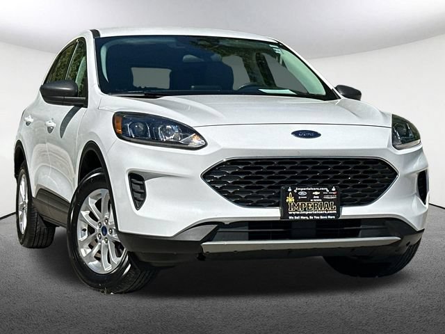 Certified 2022 Ford Escape SE w/ Convenience Package AWD/4WD image 2