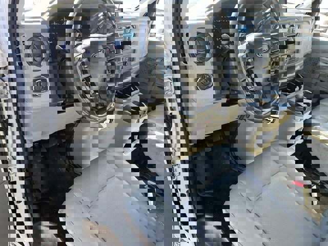 Certified 2024 Ford E-350 and Econoline 350 Super Duty w/ Power Windows & Locks Group image 10