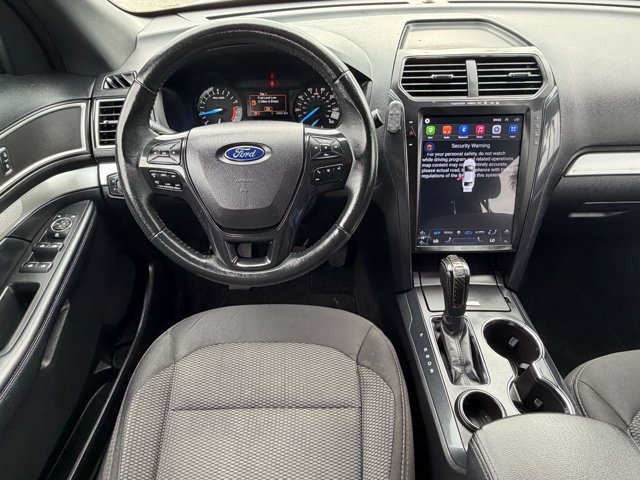 Certified 2017 Ford Explorer XLT FWD image 26
