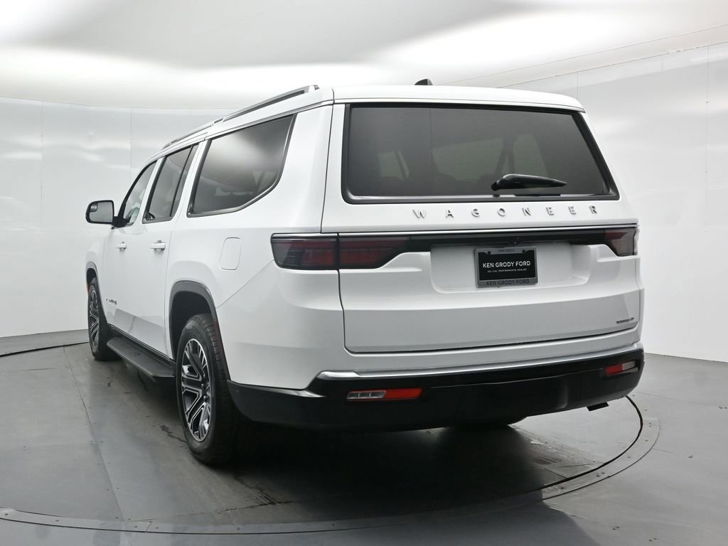 Used 2024 Jeep Wagoneer L Series II image 17
