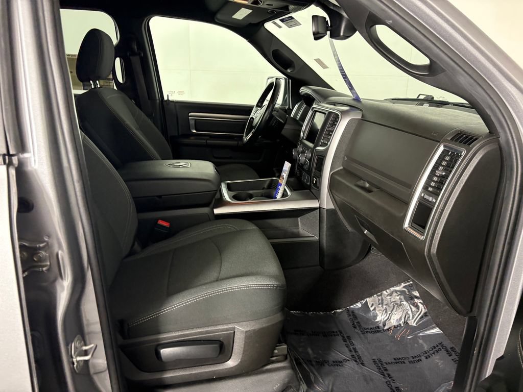 Used 2021 RAM 1500 Warlock AWD/4WD image 33