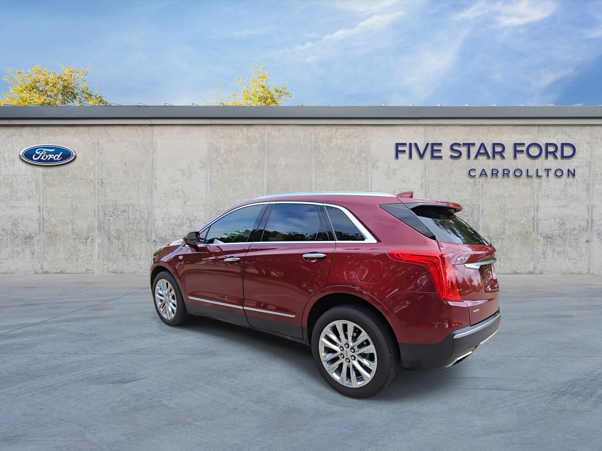 Used 2017 Cadillac XT5 Platinum image 6