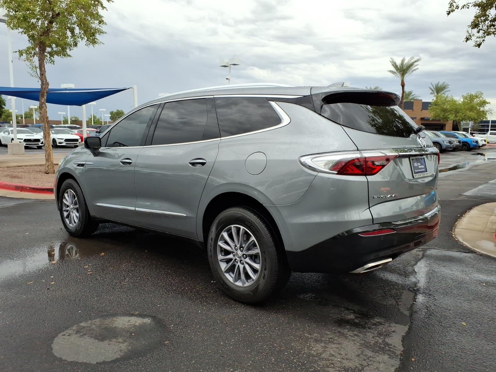 Used 2024 Buick Enclave Essence FWD image 6