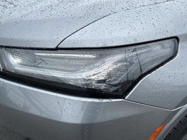 Used 2023 Chevrolet Traverse Premier w/ LPO, Floor Liner Package FWD image 10