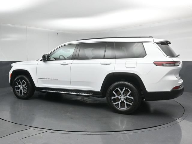 Used 2025 Jeep Grand Cherokee L Limited w/ Luxury Tech Group II AWD/4WD image 5