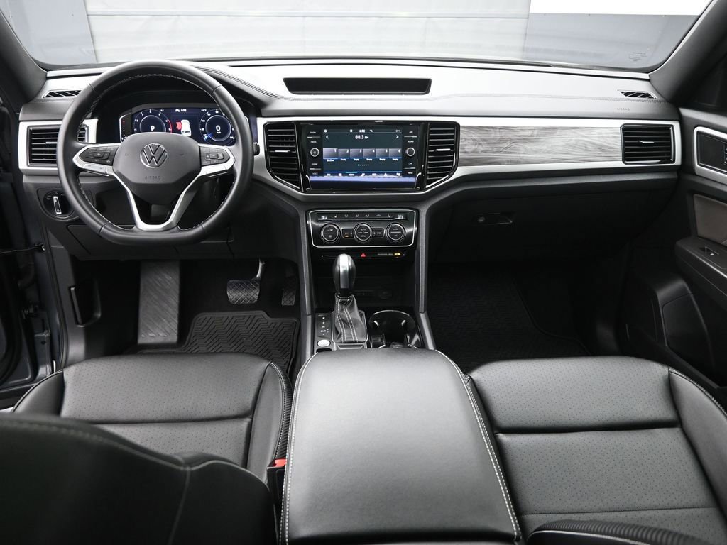 Used 2023 Volkswagen Atlas Cross Sport SE w/ Panoramic Sunroof Package image 48