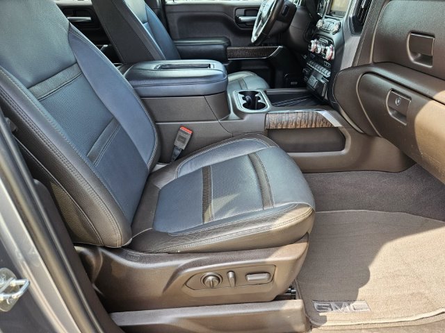 Used 2019 GMC Sierra 1500 Denali w/ Denali Ultimate Package AWD/4WD image 13