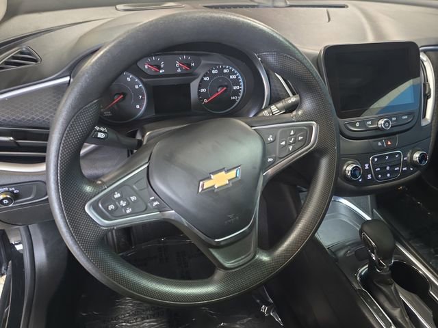 Used 2023 Chevrolet Malibu LT FWD image 13