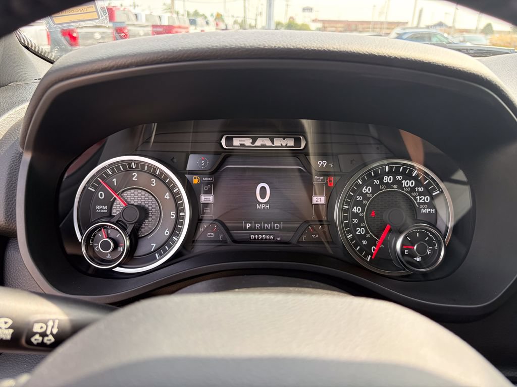 Used 2023 RAM 1500 Big Horn AWD/4WD image 28