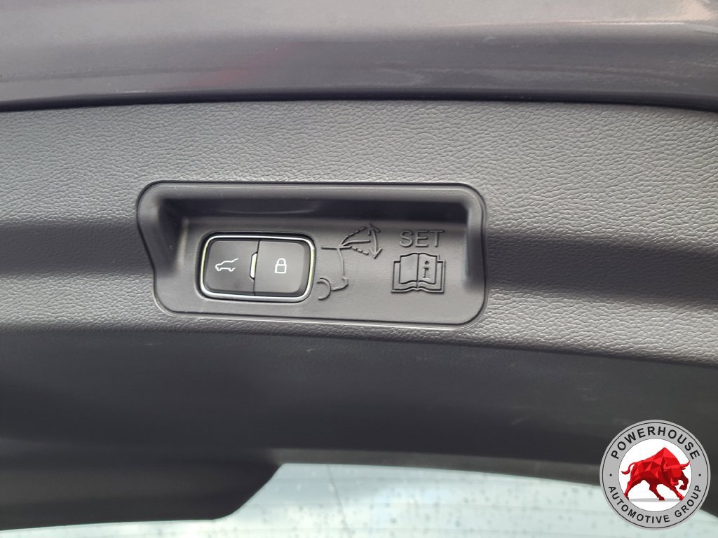 Certified 2023 Ford Explorer XLT AWD/4WD image 15