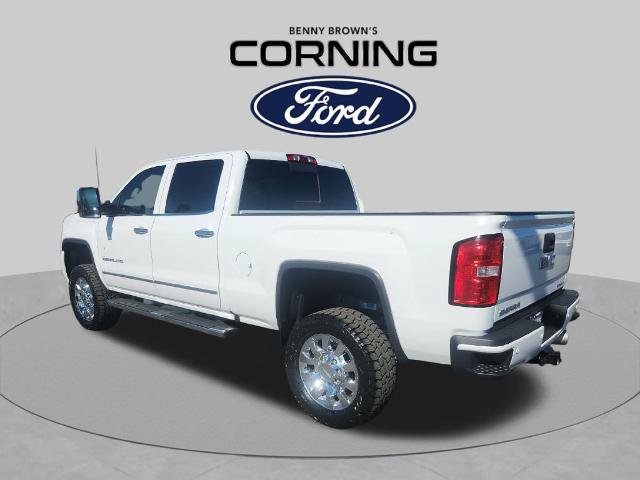 Used 2019 GMC Sierra 2500 Denali w/ Duramax Plus Package AWD/4WD image 3
