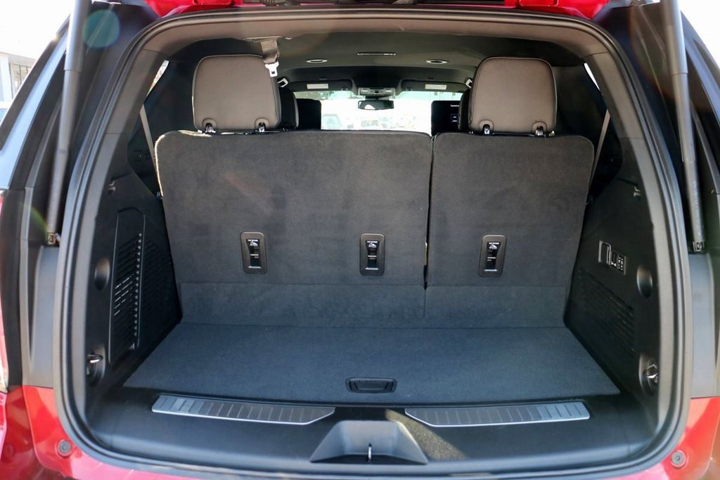 Used 2024 Chevrolet Tahoe RST w/ Luxury Package image 12