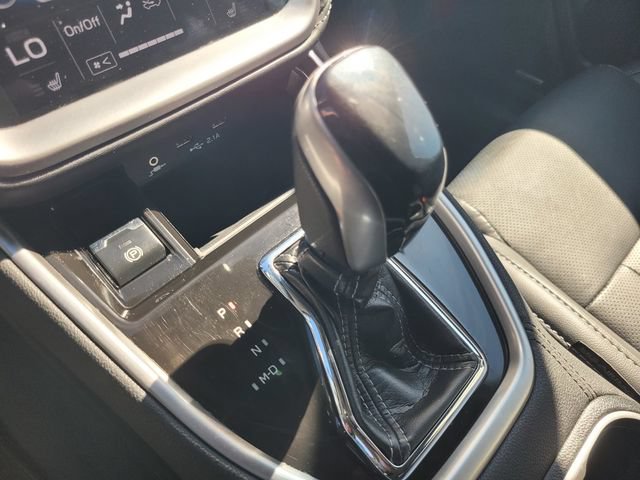 Used 2022 Subaru Outback Limited AWD/4WD image 18