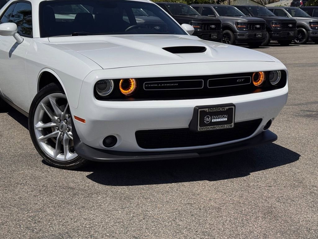Used 2022 Dodge Challenger GT image 3