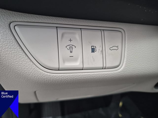 Used 2022 Genesis G70 2.0T RWD image 33