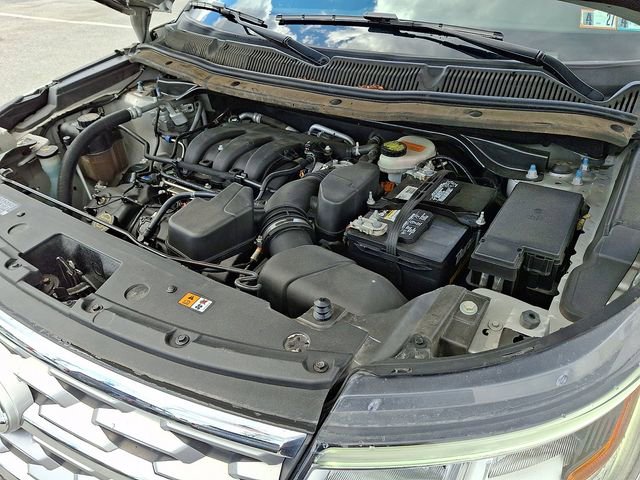 Certified 2018 Ford Explorer Limited AWD/4WD image 29