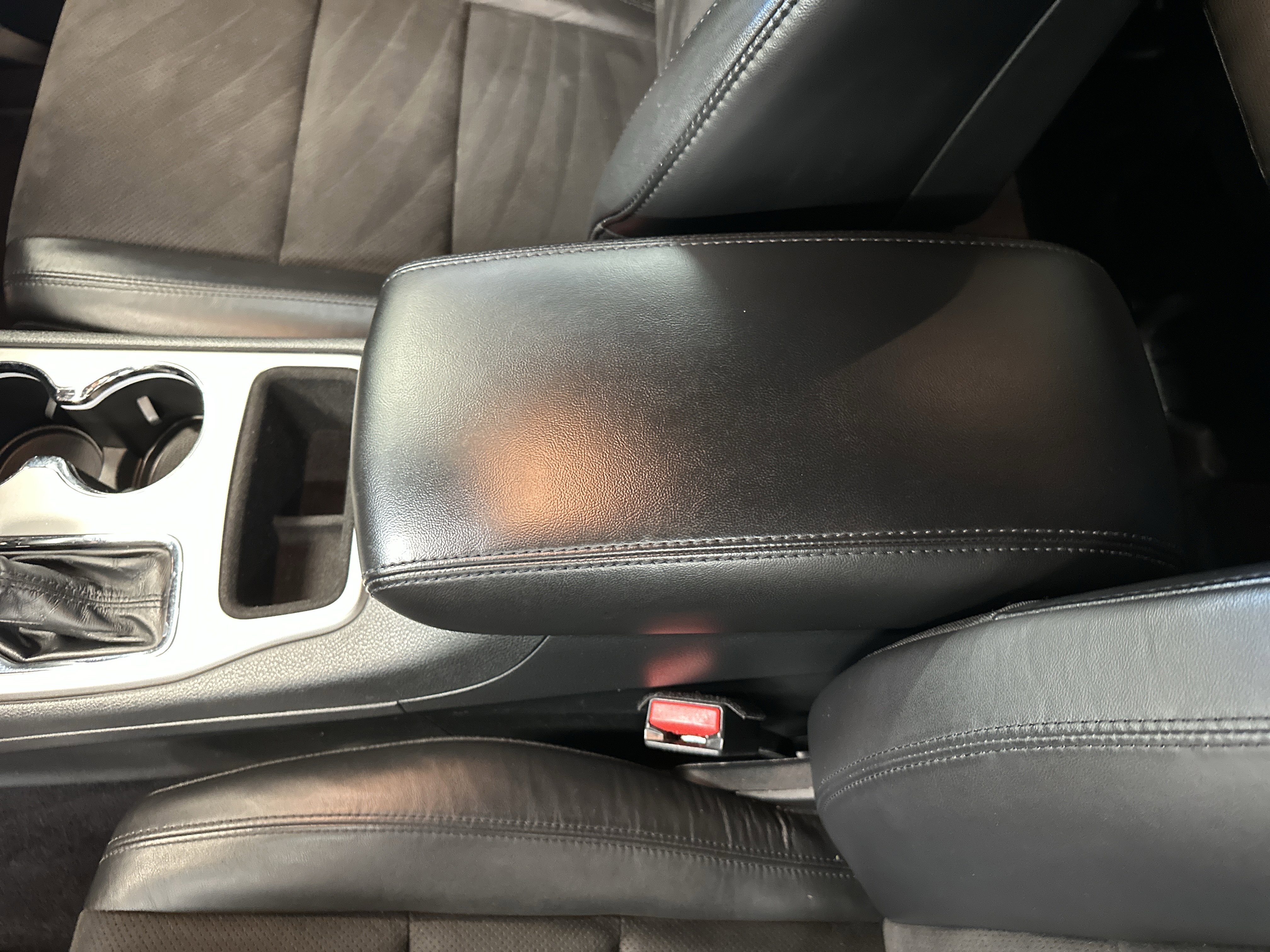 Used 2018 Jeep Grand Cherokee Altitude image 27