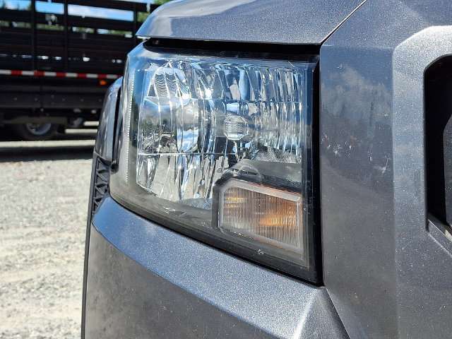 Used 2022 Nissan Frontier SV AWD/4WD image 10