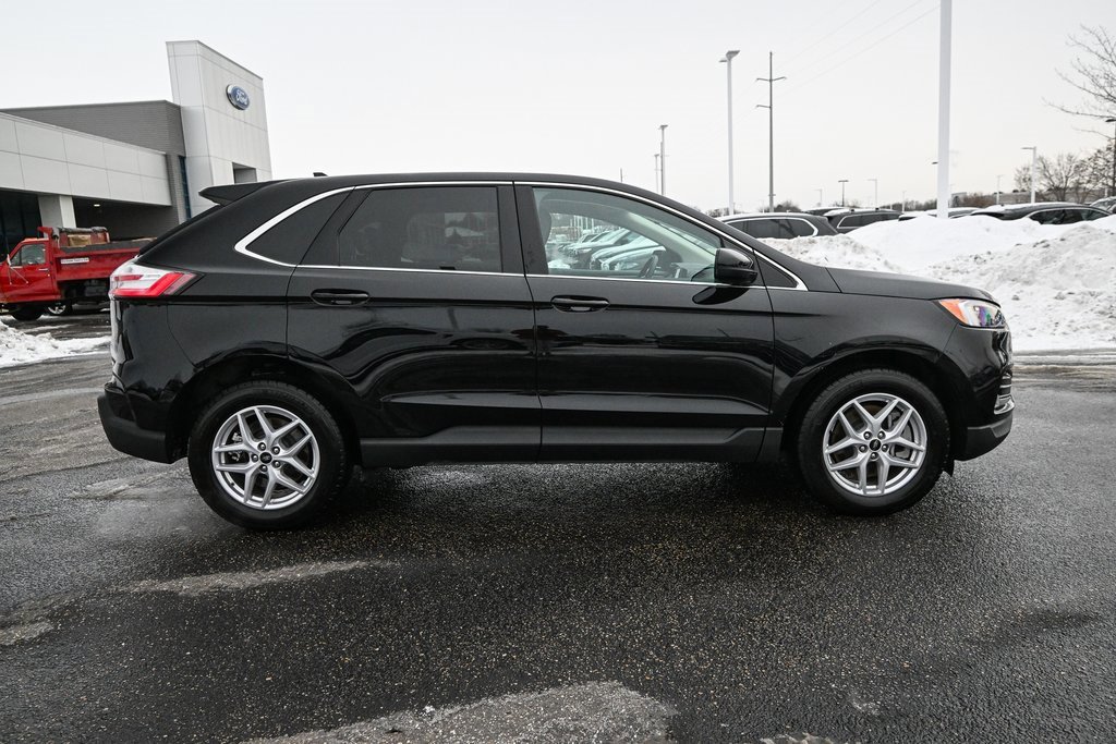Certified 2024 Ford Edge SEL w/ Convenience Package image 9