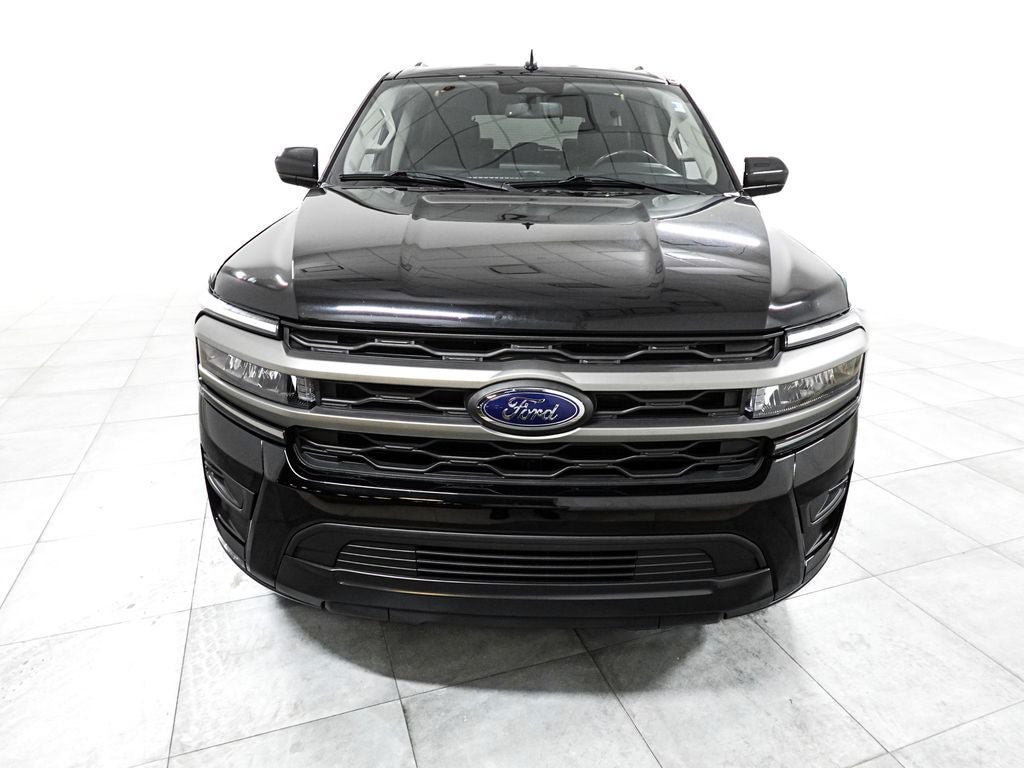 Certified 2024 Ford Expedition XLT AWD/4WD image 3