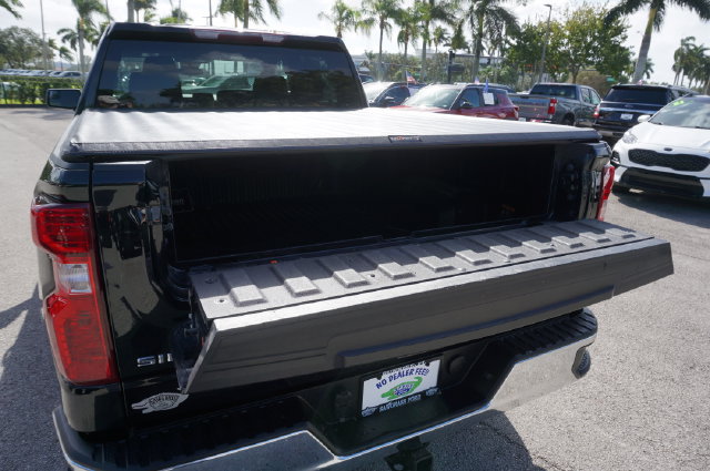Used 2024 Chevrolet Silverado 1500 LT AWD/4WD image 12