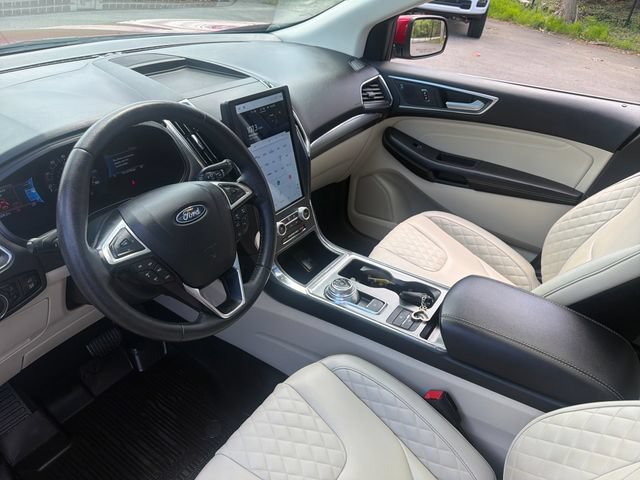 Certified 2024 Ford Edge Titanium AWD/4WD image 35