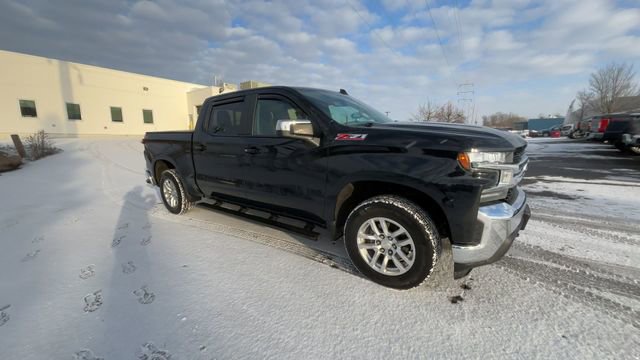 Used 2020 Chevrolet Silverado 1500 LT image 2