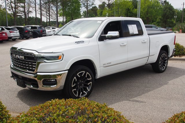 Used 2025 RAM 1500 Limited AWD/4WD image 4