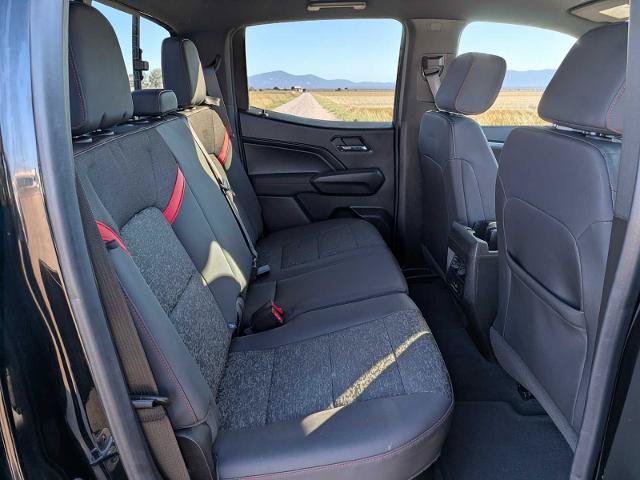 Used 2024 Chevrolet Colorado Z71 w/ Z71 Convenience Package 2 AWD/4WD image 18