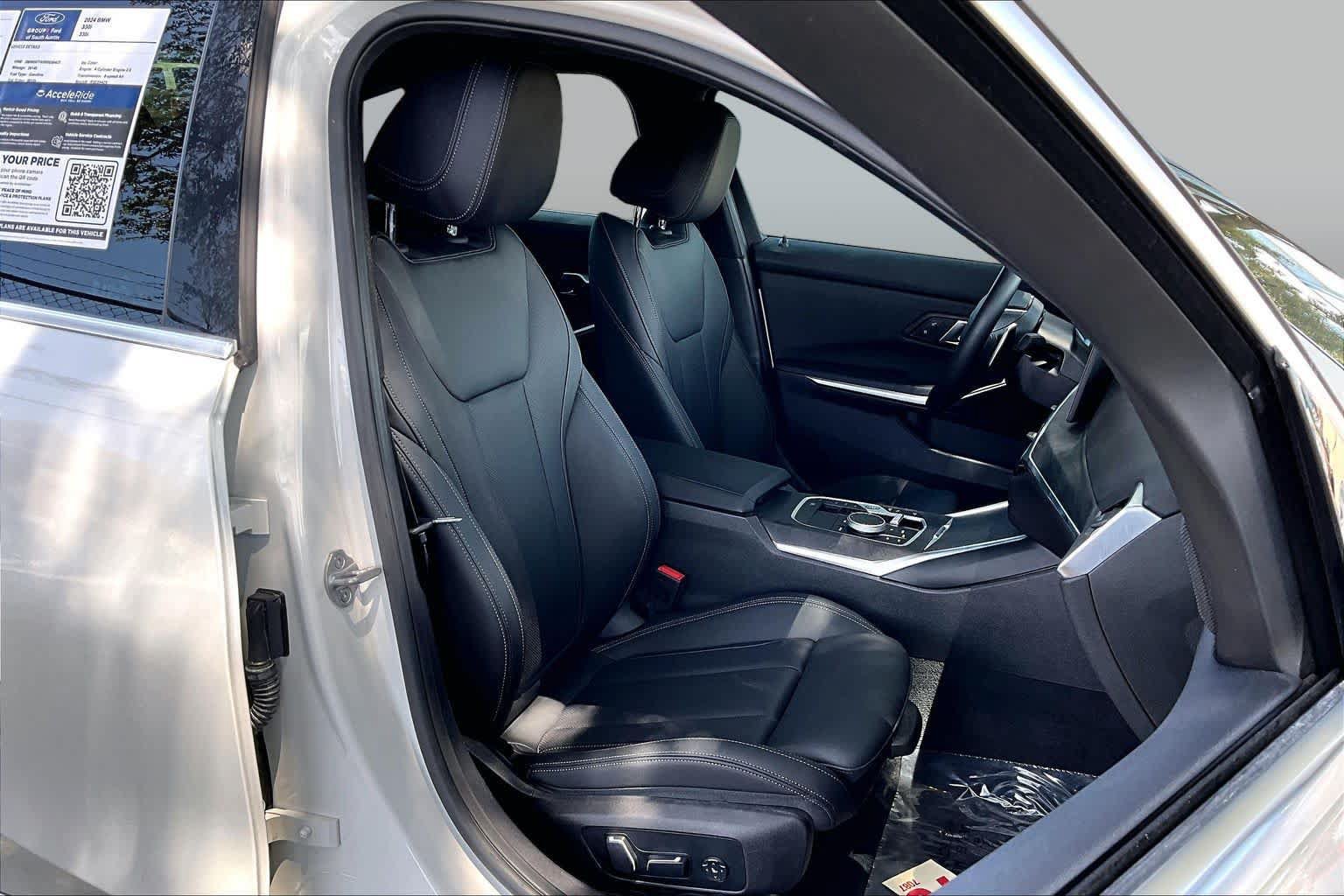 Used 2024 BMW 330i Sedan w/ Convenience Package RWD image 9