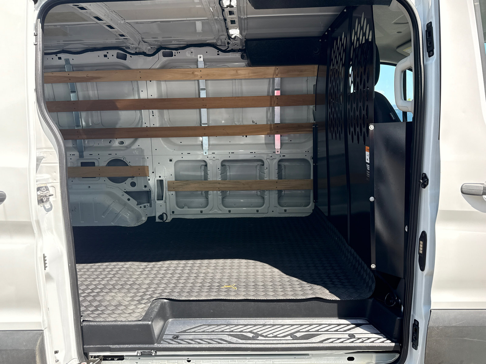 Certified 2025 Ford Transit 250 Low Roof w/ Exterior Upgrade Package RWD image 20