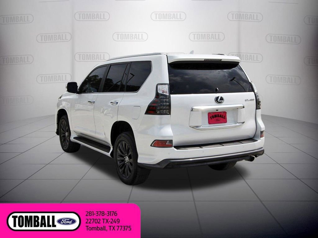 Used 2023 Lexus GX 460 Luxury w/ Sport Design Package image 3