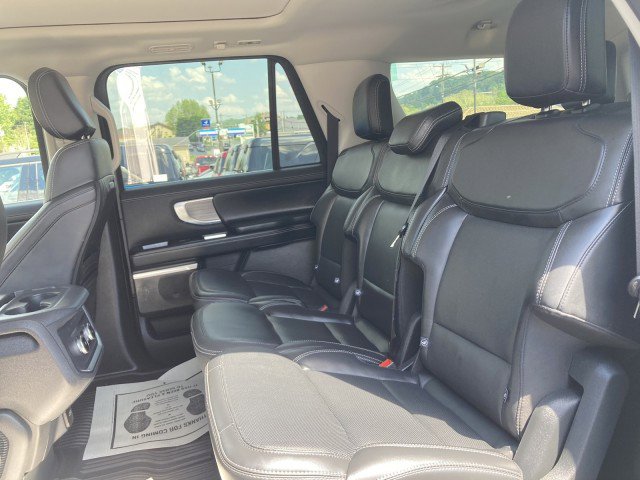 Certified 2025 Ford Expedition Max Platinum AWD/4WD image 22