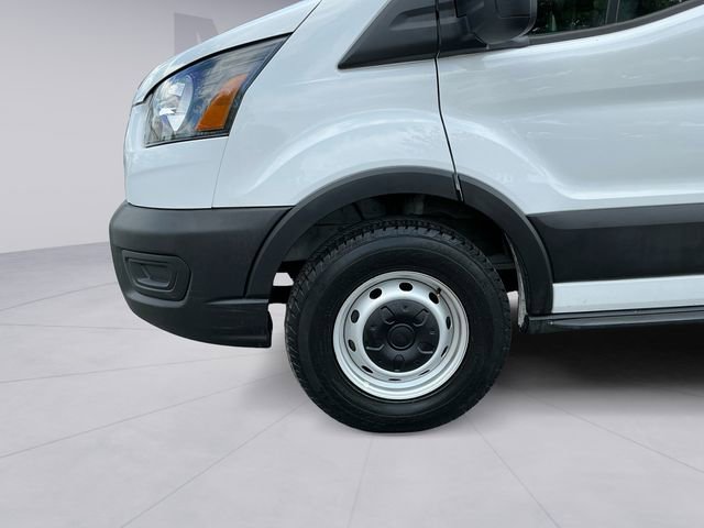 Certified 2025 Ford Transit 250 148 Medium Roof RWD image 9