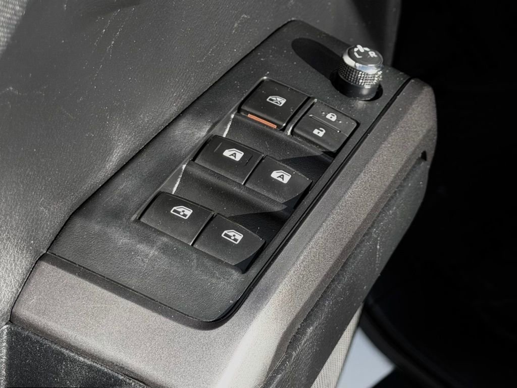 Used 2017 Toyota Tacoma TRD Off-Road w/ Tow Package image 16